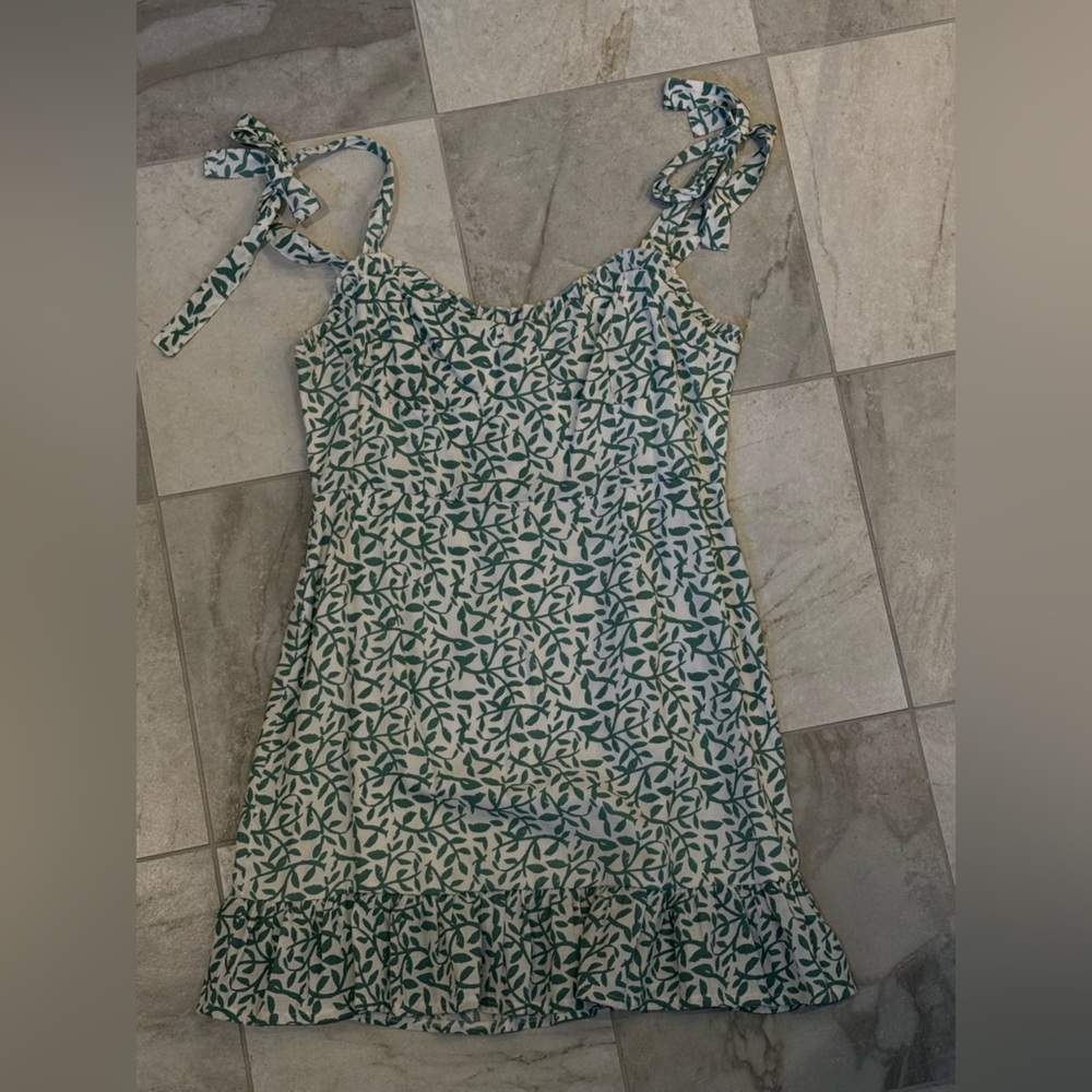 Green and White floral Print Dress
